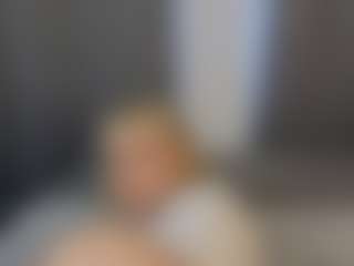 Live cam show with Soffa - Moaning on xheatlive.com