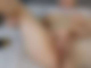 Live cam show with Soffa - Blue Eyes on xheatlive.com