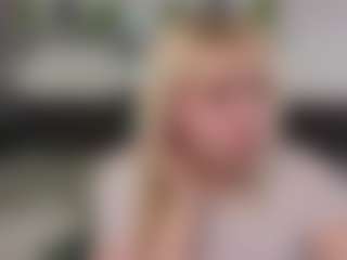 Live cam show with Soffa - Moaning on Sweet Sext