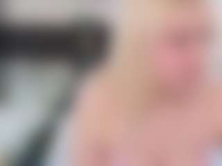 Live cam show with Soffa - Fingers on Camsoda