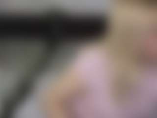 Live cam show with Soffa - Striptease on Fling VIP Chat