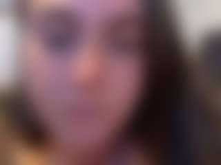 Tikisweetz26's Live Sex Cam Show