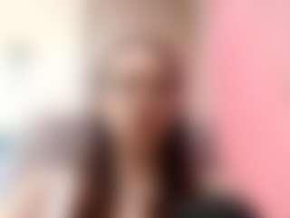 Live cam show with Veronica - Petite Teen (18+) on Mixed Magazine Live