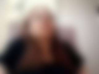 Live cam show with Veronica - Genital Piercings on Uber Horny