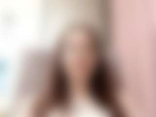 Live cam show with Veronica - Petite on Gym Cam Girls
