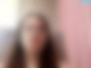 Live cam show with Veronica - Shaved Pussy on Camming Site