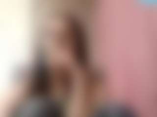 Live cam show with Veronica - College on StripNow