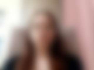 Live cam show with Veronica - Nipple Piercings on SpankPalCams