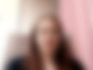 Live cam show with Veronica - Natural on livesuperchat.net