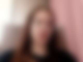 Live cam show with Veronica - College on UwU Esports