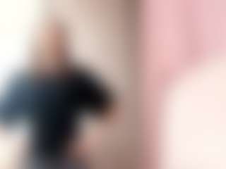 Live cam show with Veronica - Natural on Lustler