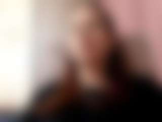 Live cam show with Veronica - Genital Piercings on Livezox
