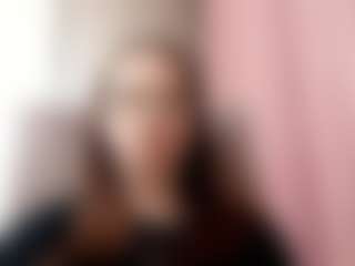 Live cam show with Veronica - Bedroom on hrnylive.com