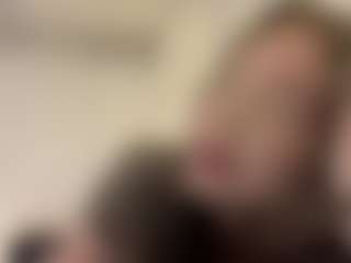 AdinaSunderland's Live Sex Cam Show