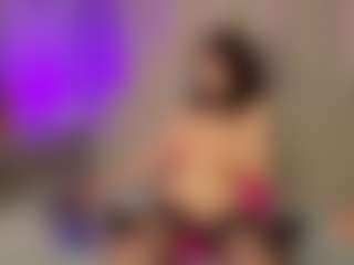 AlisaGlow's Live Sex Cam Show