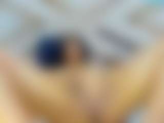 Angelasex18's Live Sex Cam Show
