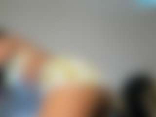 Live cam show with Angelasex18 - Tittyfuck on madthumbs