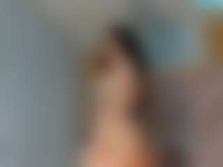 Live cam show with Angelasex18 - Smoking on crypto-cams