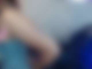 Live cam show with amhira-tay - Role Play on CamSodaAdn