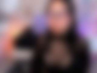 Live cam show with amhira-tay - Normal on Cam Slut