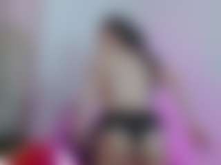 Live cam show with andrea-tay - Thin on TastyBlacksLive