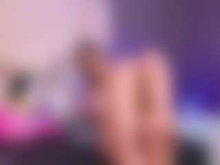 Live cam show with andrea-tay - Thin on Camsoda