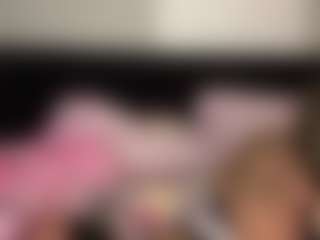 Live cam show with AngelMariee - Sexwebcam Brown Hair on https://playwithruby.com