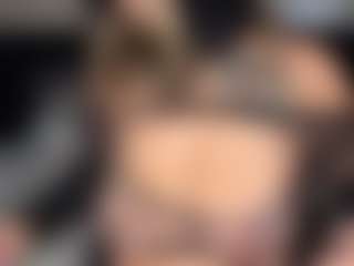 Live cam show with AngelMariee - Facial Piercings on CamwithHer