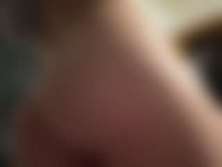 Live cam show with deadlymarkedangel - Shaved Pussy Teen (18+) on fuck-show.com