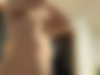 Live cam show with deadlymarkedangel - Fingering MILF on Dolls Live