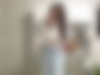 Live cam show with DelisaCalender - Granny Latina on live18s.com