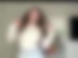 Live cam show with DelisaCalender - Green Eyes on Cam Slut
