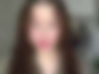 Live cam show with DelisaCalender - College Curvy on xplaylive.com