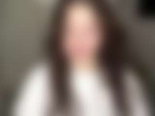 Live cam show with DelisaCalender - Granny Brown Hair on Cam Slut