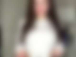 Live cam show with DelisaCalender - Brown Hair on madthumbs