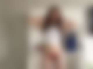 Live cam show with DelisaCalender - Hairy Pussy Brown Hair on Dolls Live