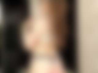Live cam show with DelisaCalender - Striptease Granny on fuck-show.com