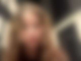 Live cam show with DelisaCalender - Hairy Pussy on Camsoda