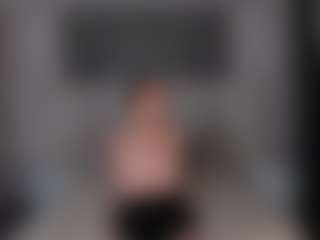 EmmaMonroeX's Live Sex Cam Show