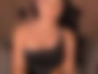 Live cam show with EmyLourens - Ahegao on wildcum.com