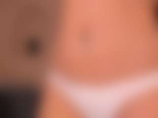 EmyLourens's Live Sex Cam Show
