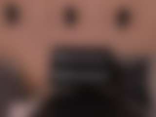 EmyLourens's Live Sex Cam Show