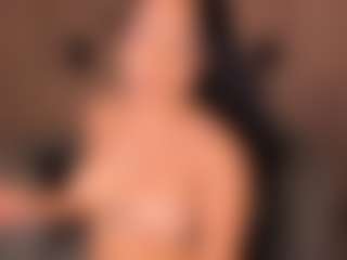 EmyLourens's Live Sex Cam Show