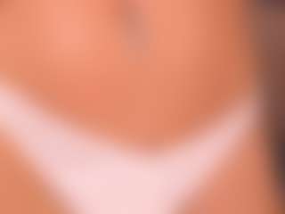 EmyLourens's Live Sex Cam Show