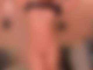 Live cam show with EmyLourens - Normal on Camsoda