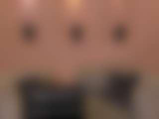 EmyLourens's Live Sex Cam Show