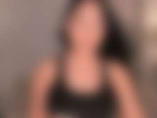 EmyLourens's Live Sex Cam Show