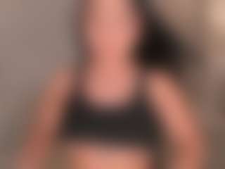 EmyLourens's Live Sex Cam Show