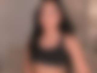 EmyLourens's Live Sex Cam Show