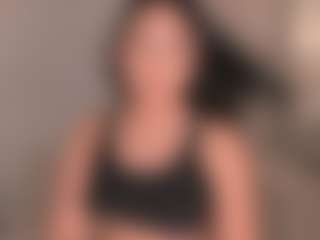 EmyLourens's Live Sex Cam Show